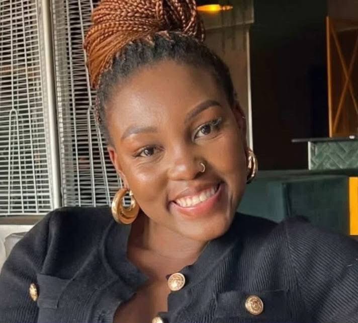 Breaking news 

Fezile Ngubane, a second suspect in the Olorato Mongale murder investigation has turned himself in.

Authorities say he surrendered yesterday afternoon at the KwaMashu Police Station.