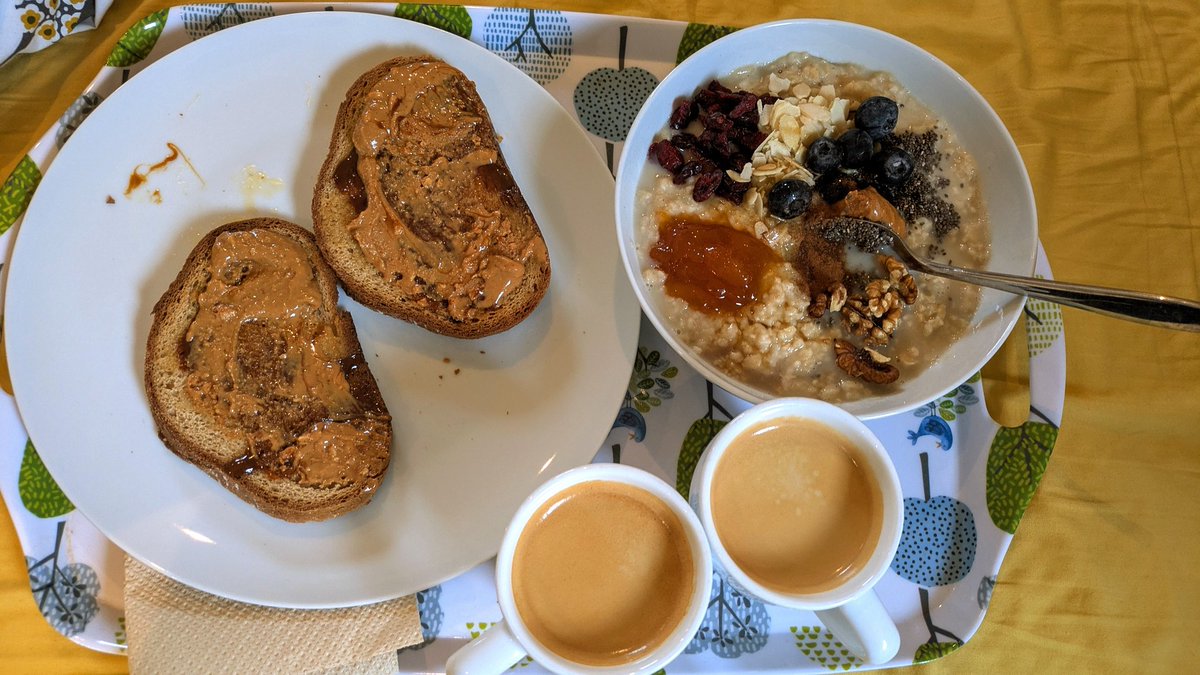 VeganOlive1's tweet image. #Vegan breakfast two #Crueltyfree #Nutritious #Protein 😋🌻🌱👌💪