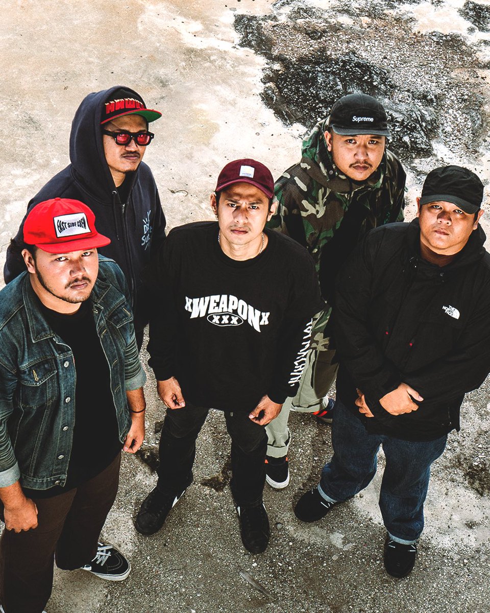 Abandoned the broken hope, betraying the destiny. 2025.