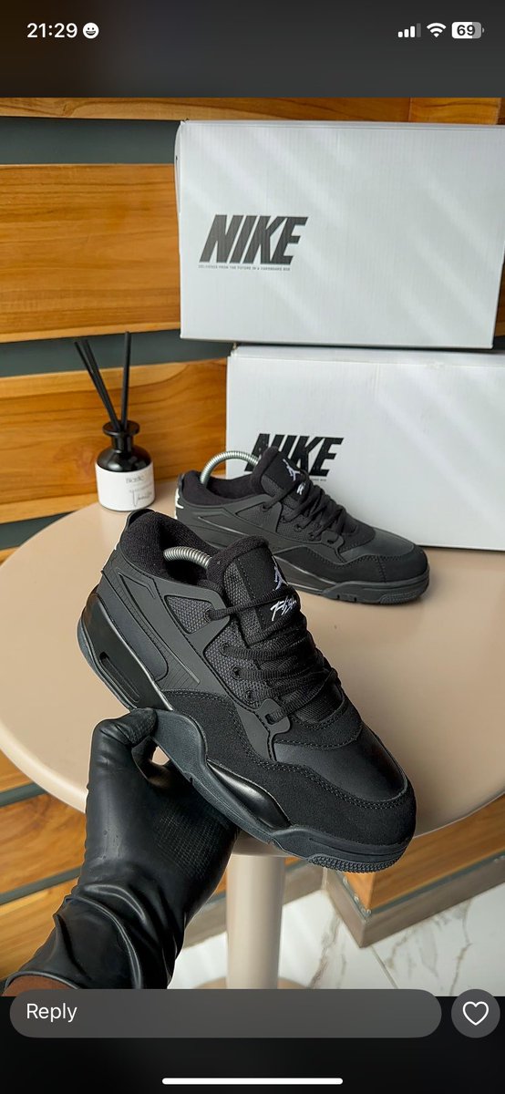 QueenOnlineBiz's tweet image. 🙏Naomba repost🥰

#QUALITY SHOES🔥🛍️

✅ BEI~85,000/=

✅ 0623346245