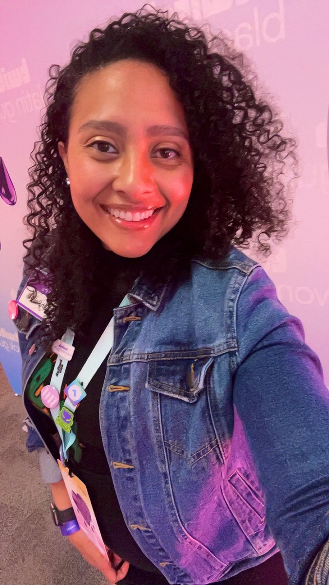 AshSaidHi tweet media