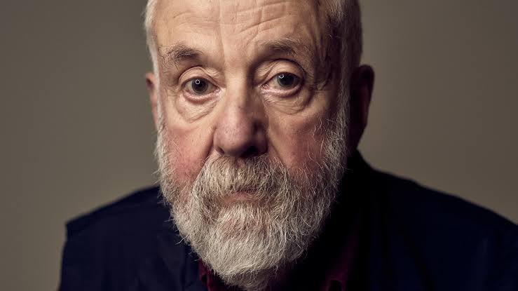 J_M_R_E's tweet photo. @FXMC1957 Surely that’s Mike Leigh! https://t.co/N0neMBbn6q
