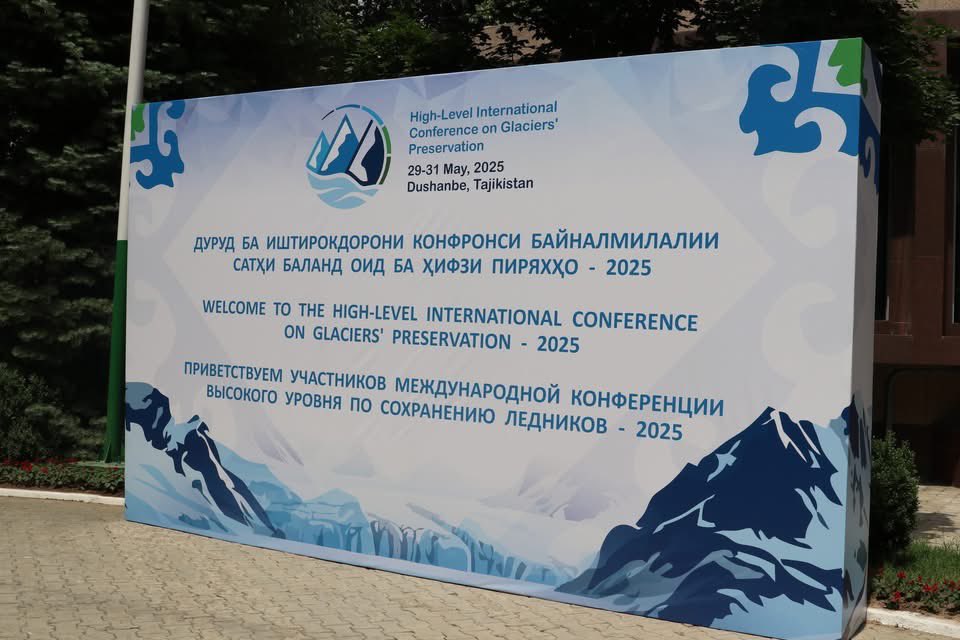 UNDP Tajikistan (@undptjk) on Twitter photo At #GlacierConf2025, <a href="/UNDPEurasia/">UNDP Eurasia</a> RD <a href="/Ivana_Zivkovic_/">Ivana Zivkovic</a> echoed a clear call: preserving glaciers means raising climate ambition. Ahead of #COP30, <a href="/UNDP/">UN Development</a> stands w/ 🇹🇯 & glacier nations f/ 1.5°C-aligned NDCs, stronger adaptation finance & data-driven action.
#ICGP2025 #Glaciers2025 At #GlacierConf2025, <a href="/UNDPEurasia/">UNDP Eurasia</a> RD <a href="/Ivana_Zivkovic_/">Ivana Zivkovic</a> echoed a clear call: preserving glaciers means raising climate ambition. Ahead of #COP30, <a href="/UNDP/">UN Development</a> stands w/ 🇹🇯 & glacier nations f/ 1.5°C-aligned NDCs, stronger adaptation finance & data-driven action.
#ICGP2025 #Glaciers2025