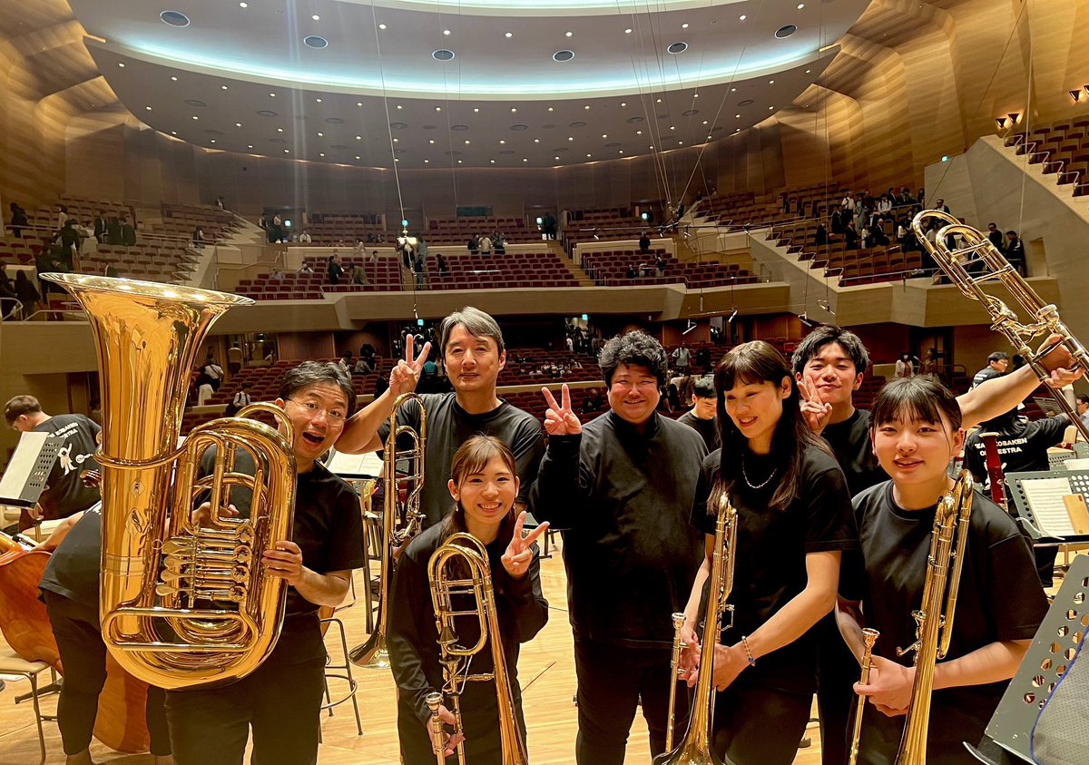 _y21trb's tweet photo. コバケンとその仲間たちオーケストラ
20周年アニバーサリーコンサート
祝コバケン85歳記念公演
公開リハーサル付き
マーラー交響曲第5番

先日終演いたしました！
小林研一郎先生お誕生日おめでとうございます！
ご来場いただいた皆様ありがとうございました🙇

#コバケンとその仲間たちオーケストラ https://t.co/eWzN24aRje