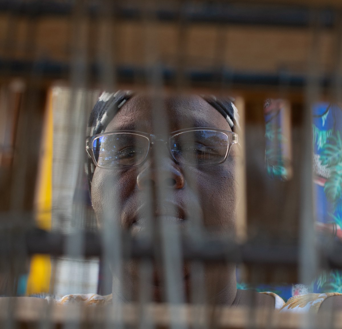 A local weaver, Nokwakha Ndlangalavu, spoke to SMF News about her journey from the Eastern Cape to being the star of Africa Silks in Stellenbosch.
#Butterworth #Stellenbosch #silkworms #weaving

Read here: smfnews.org/silk-and-strin…