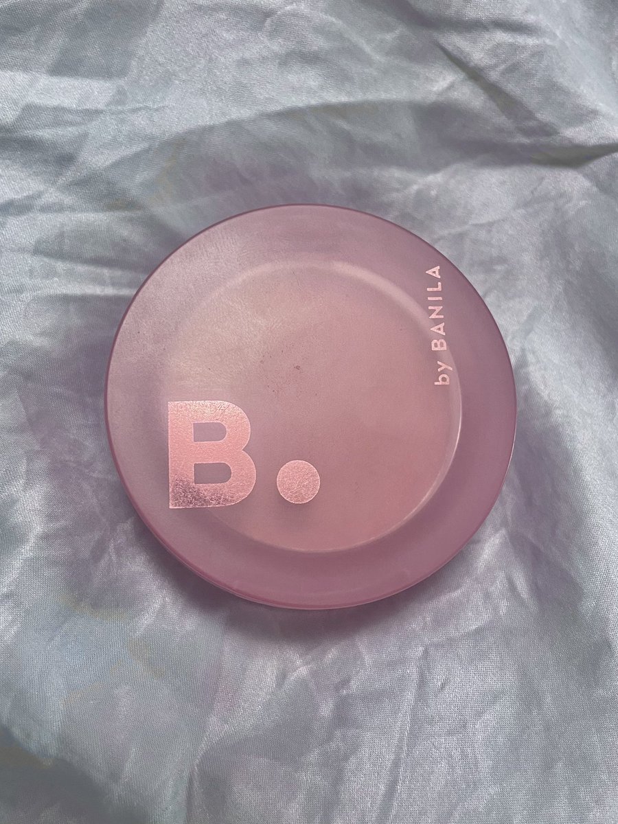 ongsimi29's tweet photo. 🩷BANILA CO｜プライミングベールチーク, PK01 グリマー(Glimmer)

使った人にだけ伝わる、名品アイテム🌸
ニュートラルピンクのチークは多いけど、淡いものだらけでもう少し色味が欲しい…ってなりがち
そこでちょうど良いのがバニラコのグリマー！メイクの雰囲気を壊さずに色味を足せる貴重な存在🥰 https://t.co/9a6aNi9l8T