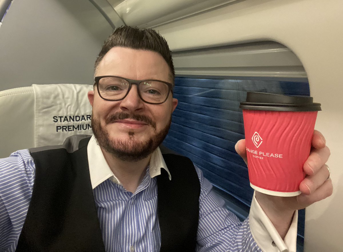 On the way to the big building for the Light Blues Communication. 

I’m there to record interviews for Solomon Live, with those attending to capture the energy of what will be a unique a special day.  

If you’re going, I’ll see you there!  Be scared.  🎤😂 

<a href="/UGLE_GrandLodge/">United Grand Lodge of England</a>