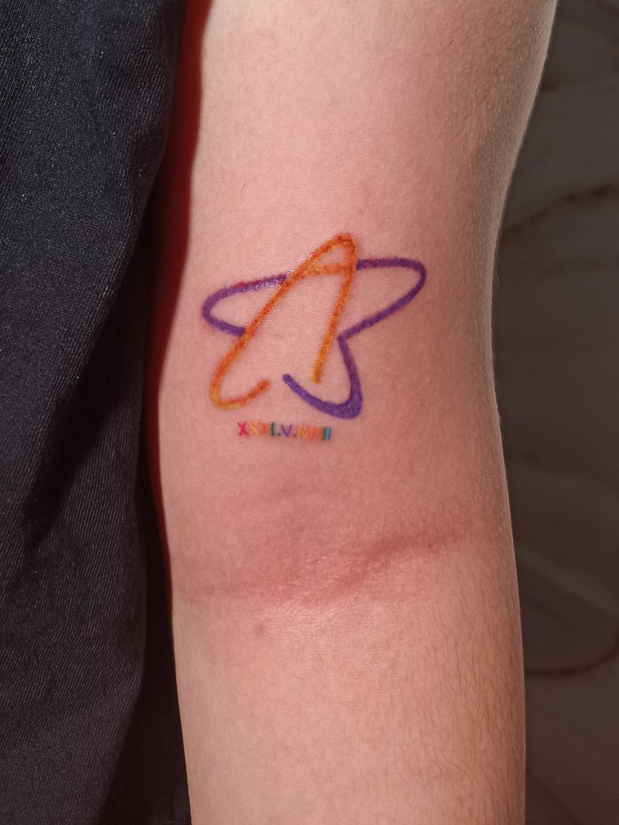 darklusters's tweet image. Like my promise, I give the honor to aouboom and make their logo as my first tattoo ever..for the special detail, I got this today on my birthday as a memorable moment ๐
Thank you for being the reason I could continue this life @tnbau1 @besevboom ๐๐
&lt; #AouBoom #เธญเธนเนเธเธนเธก 3
