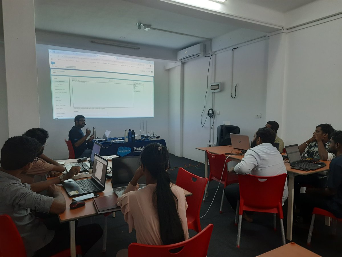 YarlSFO's tweet image. 𝐇𝐚𝐩𝐩𝐞𝐧𝐢𝐧𝐠 𝐍𝐨𝐰: 𝐉𝐨𝐮𝐫𝐧𝐞𝐲 𝐭𝐨 𝐒𝐚𝐥𝐞𝐬𝐟𝐨𝐫𝐜𝐞 – 𝐒𝐞𝐬𝐬𝐢𝐨𝐧 𝟒!

Today’s all about exploring Salesforce Customizations with our amazing Trailblazers. Laptops out, learning in full swing, and the energy is high!

#Journey2Salesforce #TrailblazerCommunity…