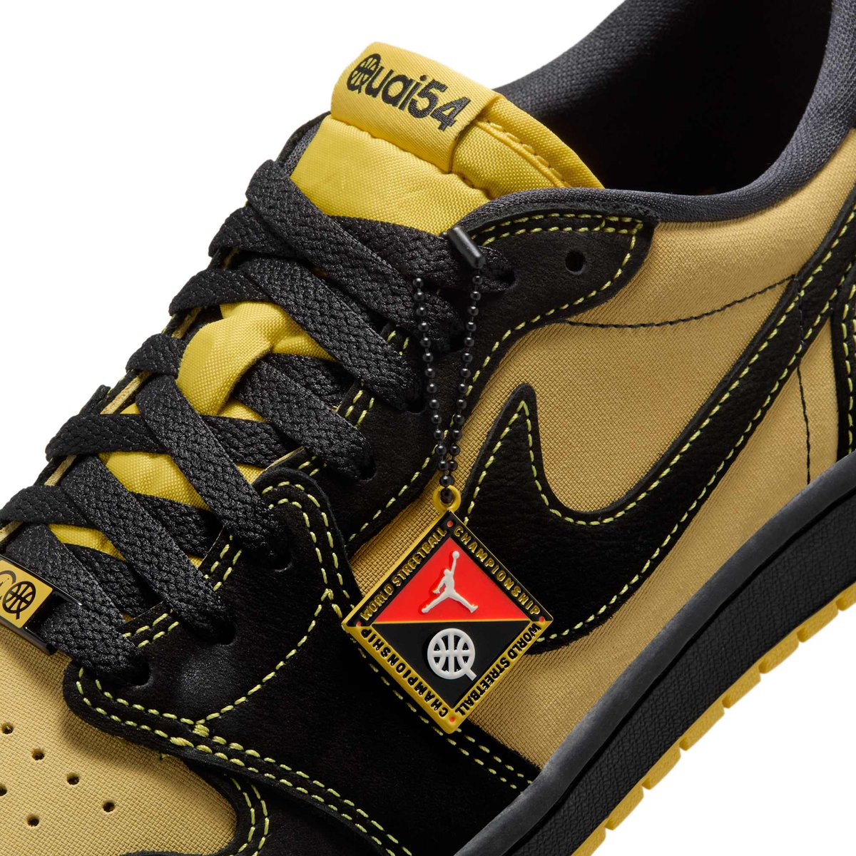 SOLELINKS tweet media