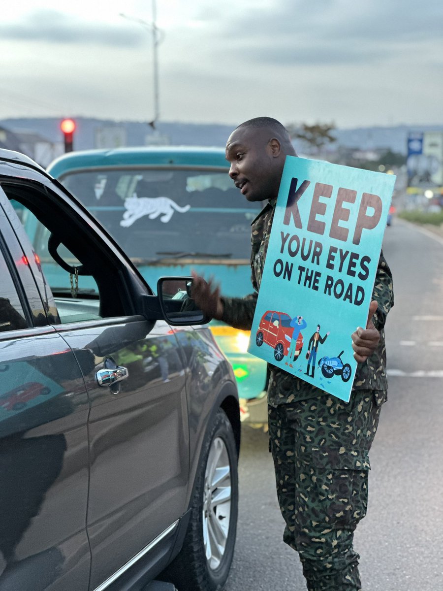 The Motochecker tweet media