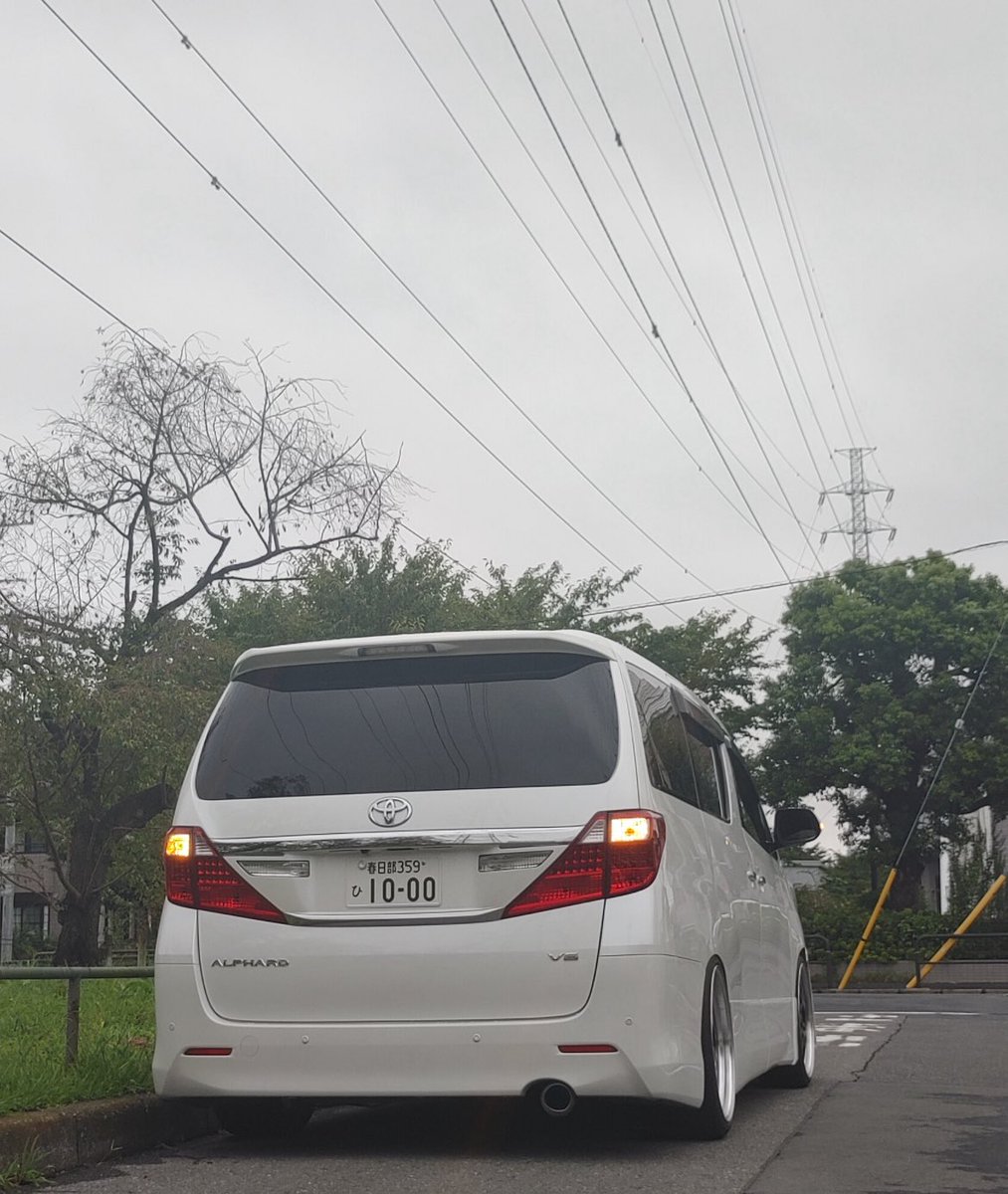 LS2600ff's tweet photo. 4WDの生足…
オイルパンやっつけたけど
やっぱり20かっこいい https://t.co/79IRssZ8xJ