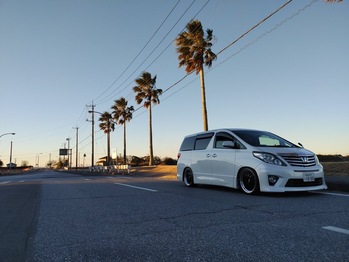LS2600ff's tweet photo. 4WDの生足…
オイルパンやっつけたけど
やっぱり20かっこいい https://t.co/79IRssZ8xJ