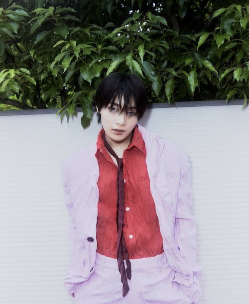 innieveneta's tweet photo. YANG JEONGIN??? https://t.co/ojWRCCKWMz