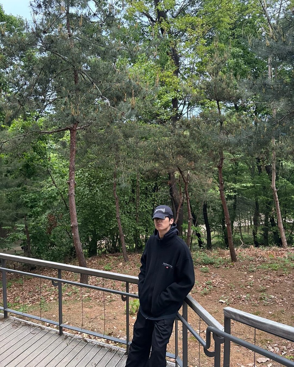 가치 tweet media