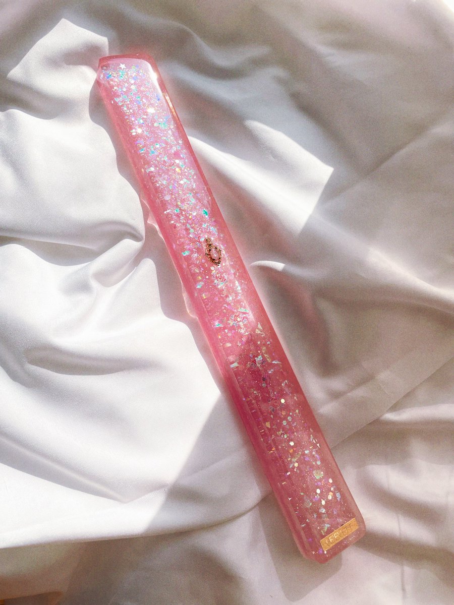 공주한테 혼나볼래요?  (∩ ͡° ͜ʖ ͡° )⊃━☆ﾟ

#레진패들 #르에빗