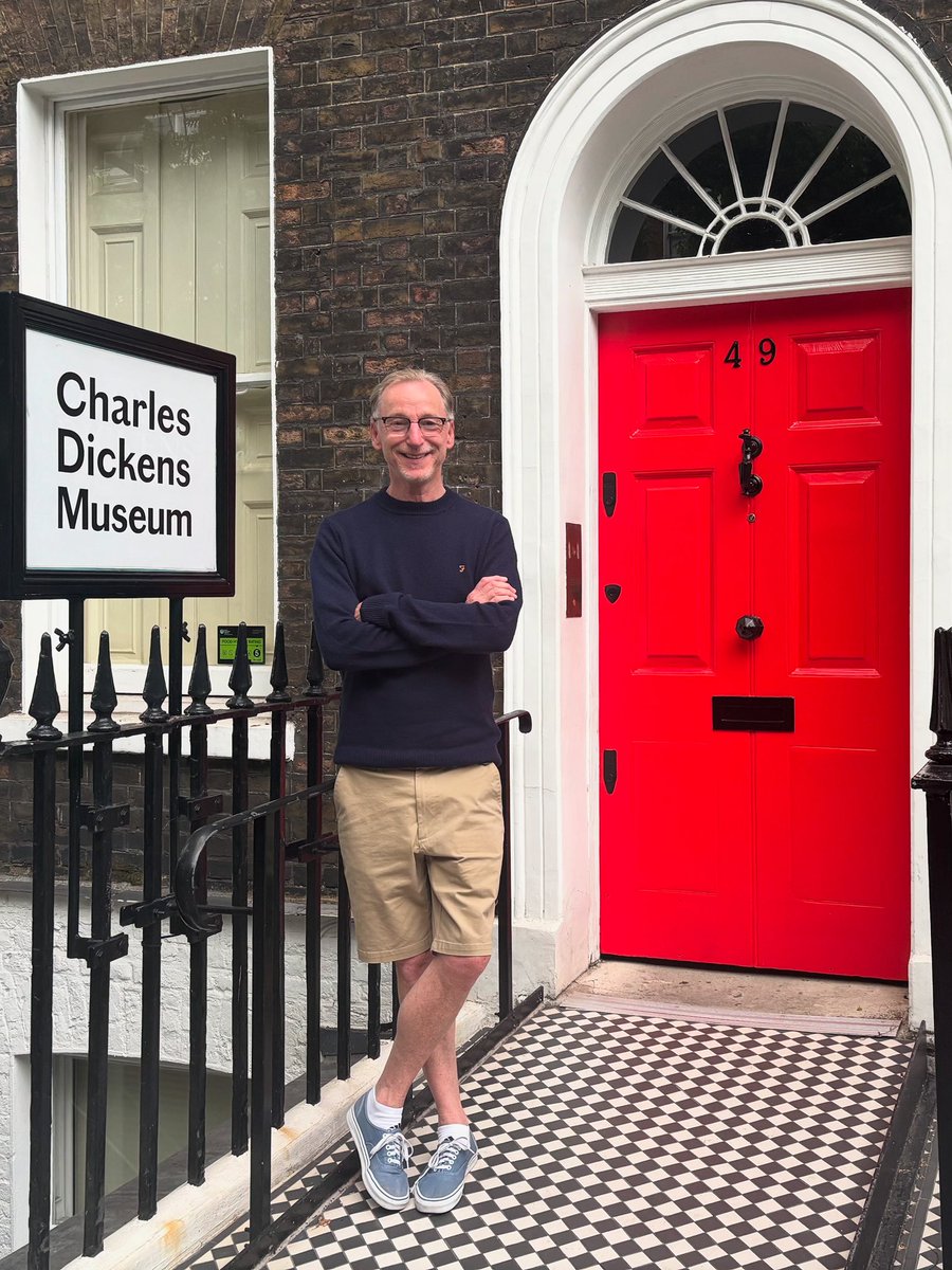 Gary Crowley (@crowleyonair) on Twitter photo Morning
London Calling!
Weβre back <a href="/BBCRadioLondon/">BBC Radio London</a> at 1pm this afternoon with the Saturday Session.
Expect an hour packed so tightly with classics and newies, it can only but explode out of your listening devices π
Tune in &π@ 1pm via 94.9, Digital & bbc.co.uk/radiolondon Morning
London Calling!
Weβre back <a href="/BBCRadioLondon/">BBC Radio London</a> at 1pm this afternoon with the Saturday Session.
Expect an hour packed so tightly with classics and newies, it can only but explode out of your listening devices π
Tune in &π@ 1pm via 94.9, Digital & bbc.co.uk/radiolondon