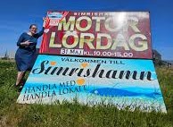 Autoseum1's tweet photo. Välkomna till Simrishamns Motorlördag!
Ett underbart evenemang där vi och många andra står och visar upp oss mellan kl 10.00 till kl 15.00
Varmt välkomna fram och prata med oss, och spana in våra fordon. https://t.co/oCrjDT7NAq