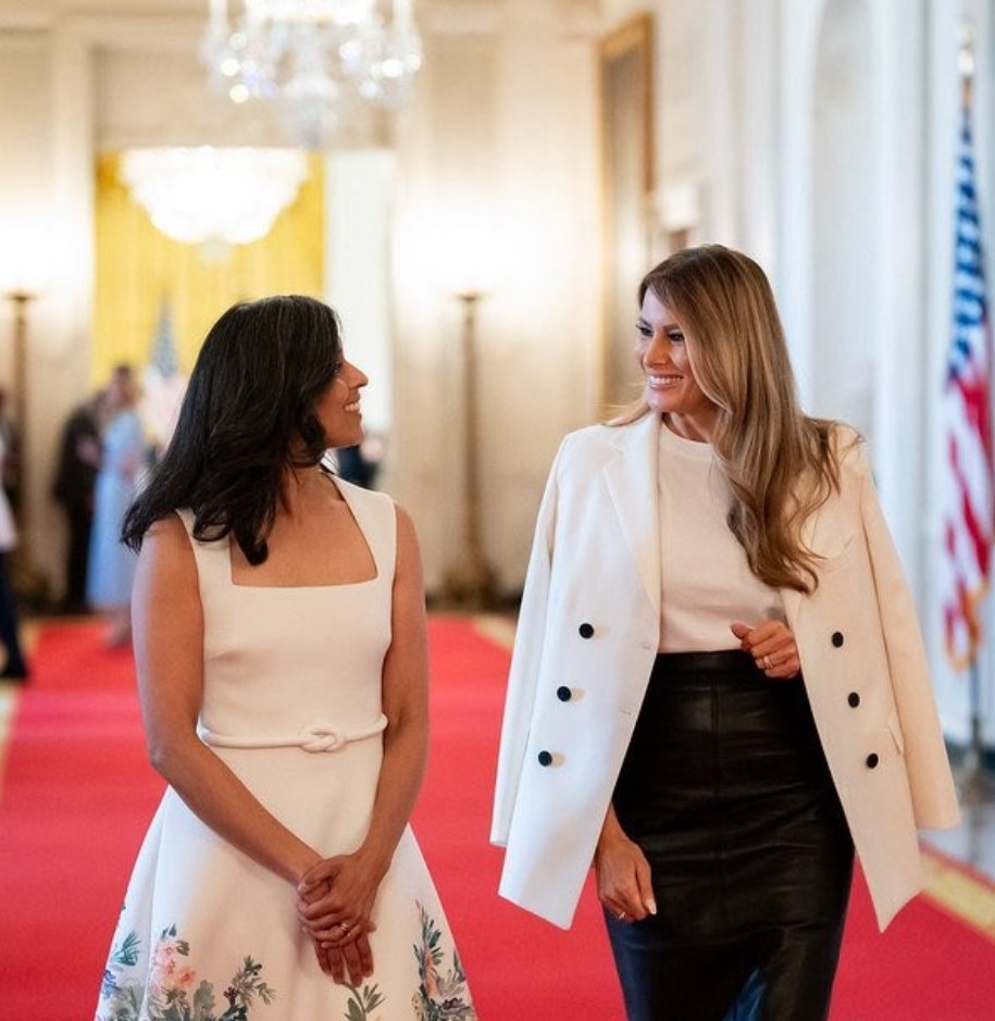 Why are conservatives more attractive than the left?