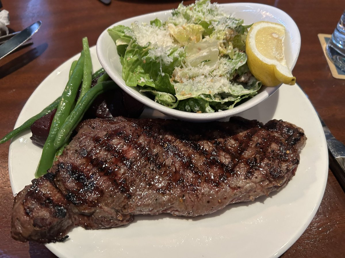 Lunch with Peter at The Keg. I love The Keg - every big city in Canada has one or more, food is great, good service and it’s a reasonable price (compare it to other places with steak)