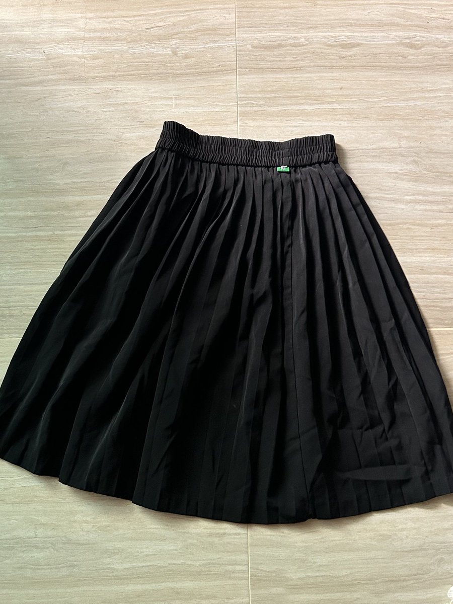 ALEXyoongi_'s tweet photo. ตัวละ 40-.  เอาไปอัดกลีบเองได้คับ
ยาว 38 | 26 | 20 |36

 #เสื้อผ้ามือสอง #ตลาดนัดมือสอง #กระโปรงนักศึกษา #เสื้อผ้ามือสองสภาพดี https://t.co/6WG3peXF7U