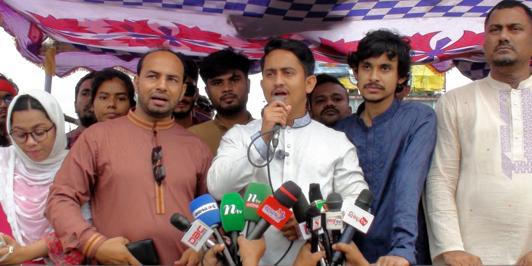 গোবিন্দগঞ্জে সারজিস আলম: “জুলাই-আগস্টের গণঅভ্যুত্থান ছিল সামগ্রিক জনগণের”