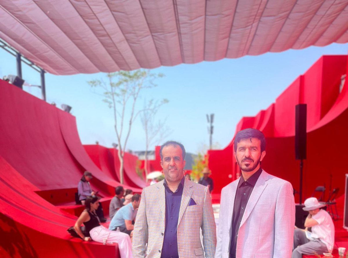 من حضوري في معرض إكسبو 2025 بمدينة أوساكا اليابانية، تجربة استثنائية تجمع بين الابتكار الإنساني والهوية الثقافية، وتفتح نوافذ جديدة للحوار والتعاون بين الشعوب.
جناح السلطنة جاء بتصميم مبدع تحت شعار "روابط ممتدة"، يجسّد العلاقة العميقة بين الإنسان، الأرض، والماء.
#بدر_الكيومي