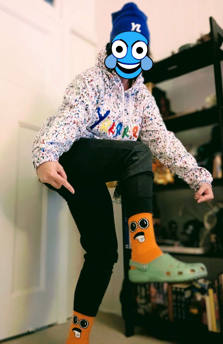 HAPPY LATE FUCKER FRIDAY. It's been a few weeks since it arrived, but I was so excited to finally open my <a href="/fuckersforlife/">fuckers</a> care package!! 

HERE ARE THE PHOTO HIGHLIGHTS 👇🫶