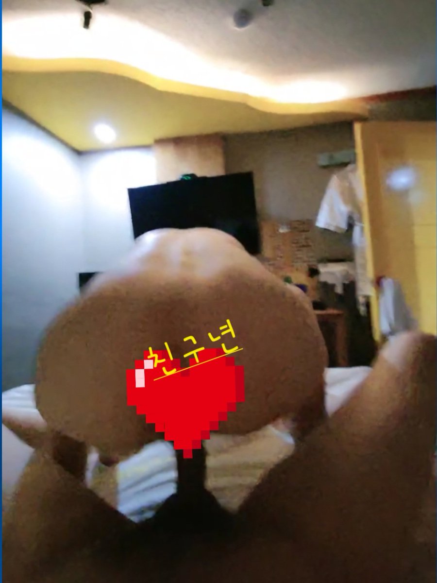 오늘 부천 친구년 ㅋㅋ 
섹파랑 둘이 붙여놨더니
미친듯이 좃 박아  ㅋㅋㅋ 

낼은 섹파랑 인천 남동구
친구년 만나러감 ~~~

섹파 나 잘만나서 복 터짐 ㅎ
친구년들 다 따먹고 다님 ~~

하하하하  

숭계 3번방 영상 올려줄까?
말까?  ㅋㅋㅋ