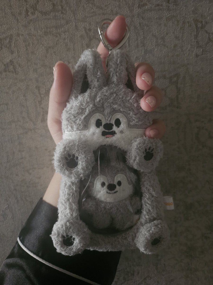 아니 나 왜 폭시니는 릴홀더 안샀지...?
우리프찬이는 집이 있는데 폭시니 집이 없어...🥲