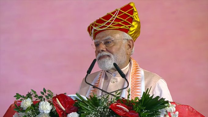 VD Sharma (@vdsharmabjp) on Twitter photo #OperationSindoor ने डंके की चोट पर कह दिया ही कि आतंकवादियों के जरिए छद्म युद्ध नहीं चलेगा, अब घर में घुसकर भी मारेंगे और जो आतंकियों की मदद करेगा, उसको भी इसकी भारी कीमत चुकानी पड़ेगी।
- पीएम श्री <a href="/narendramodi/">Narendra Modi</a>
#AhilyaBaiHolkarAt300 #OperationSindoor ने डंके की चोट पर कह दिया ही कि आतंकवादियों के जरिए छद्म युद्ध नहीं चलेगा, अब घर में घुसकर भी मारेंगे और जो आतंकियों की मदद करेगा, उसको भी इसकी भारी कीमत चुकानी पड़ेगी।
- पीएम श्री <a href="/narendramodi/">Narendra Modi</a>
#AhilyaBaiHolkarAt300