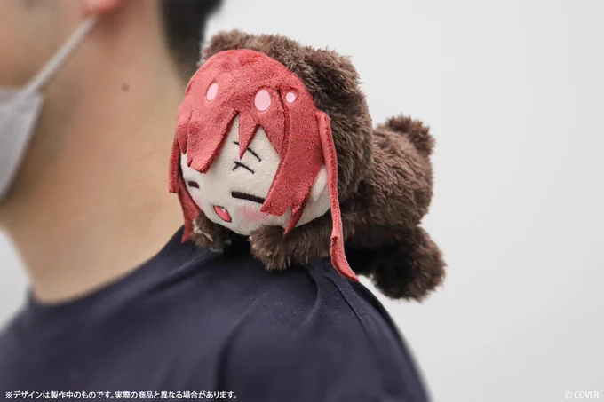 @houshoumarine: 🐻クマリングッズサンプル🐻 これからクマリンと会えるイベントなどで このグッズを持っていたらファンサがもらえること間違いなし🐻🐟!! 期間限定なので絶対GETだ🏴☠️ 肩にくっつくクマリン、 めっちゃ小さいぬいぐるみクマリン、 置物のクマリン、リュックマリン…