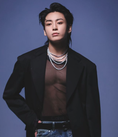 AboutMusicYT's tweet photo. Jungkook of BTS will be discharged from the military in 10 days. https://t.co/RqacbJ6m8z