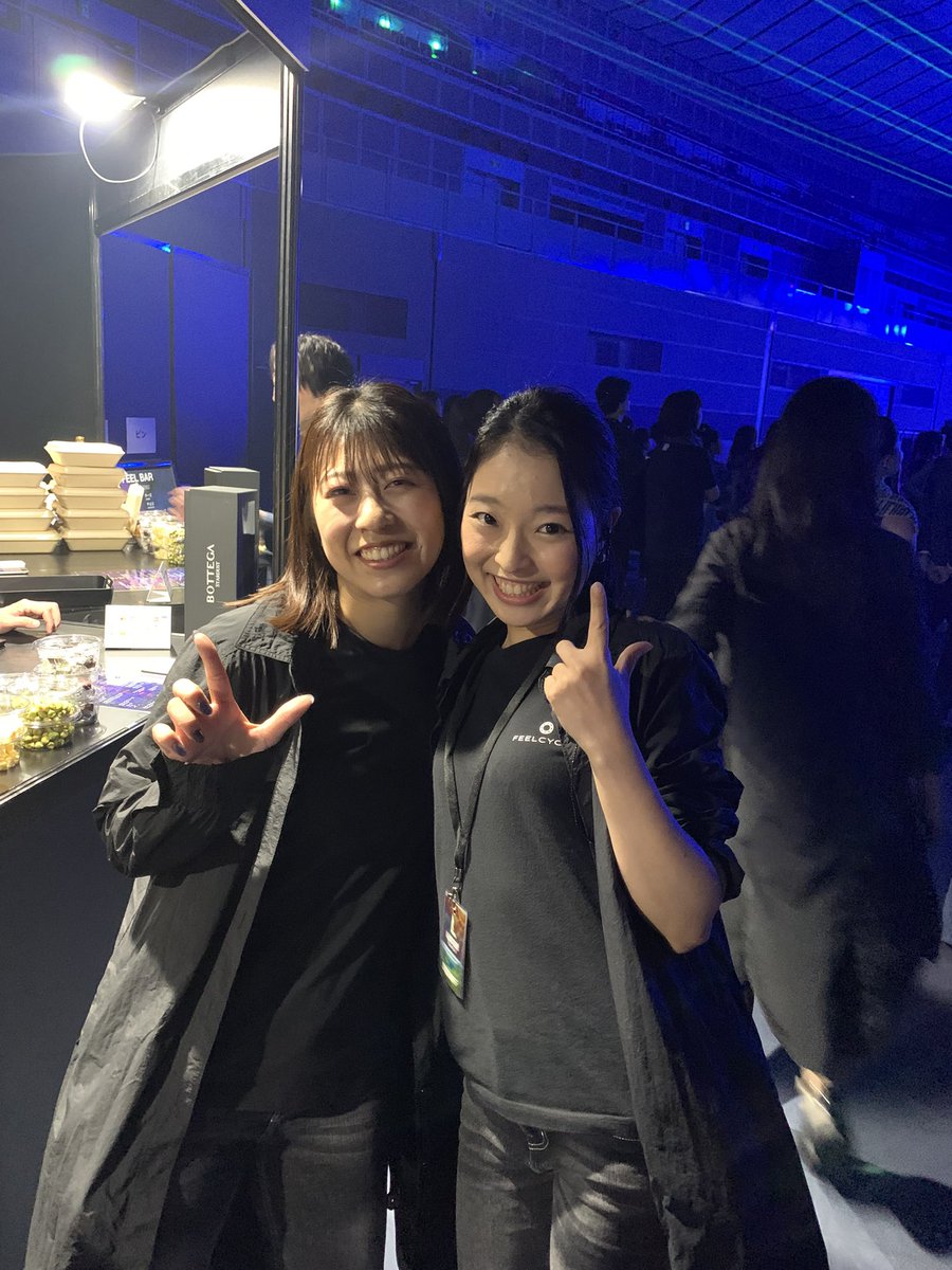 3tree_bear's tweet image. 最強の売り子さんに捕まってビールが進む😂🍺
ちなみにシラフなのに僕よりテンション高い🤣🤣
#FEELCYCLE
#LUSTER