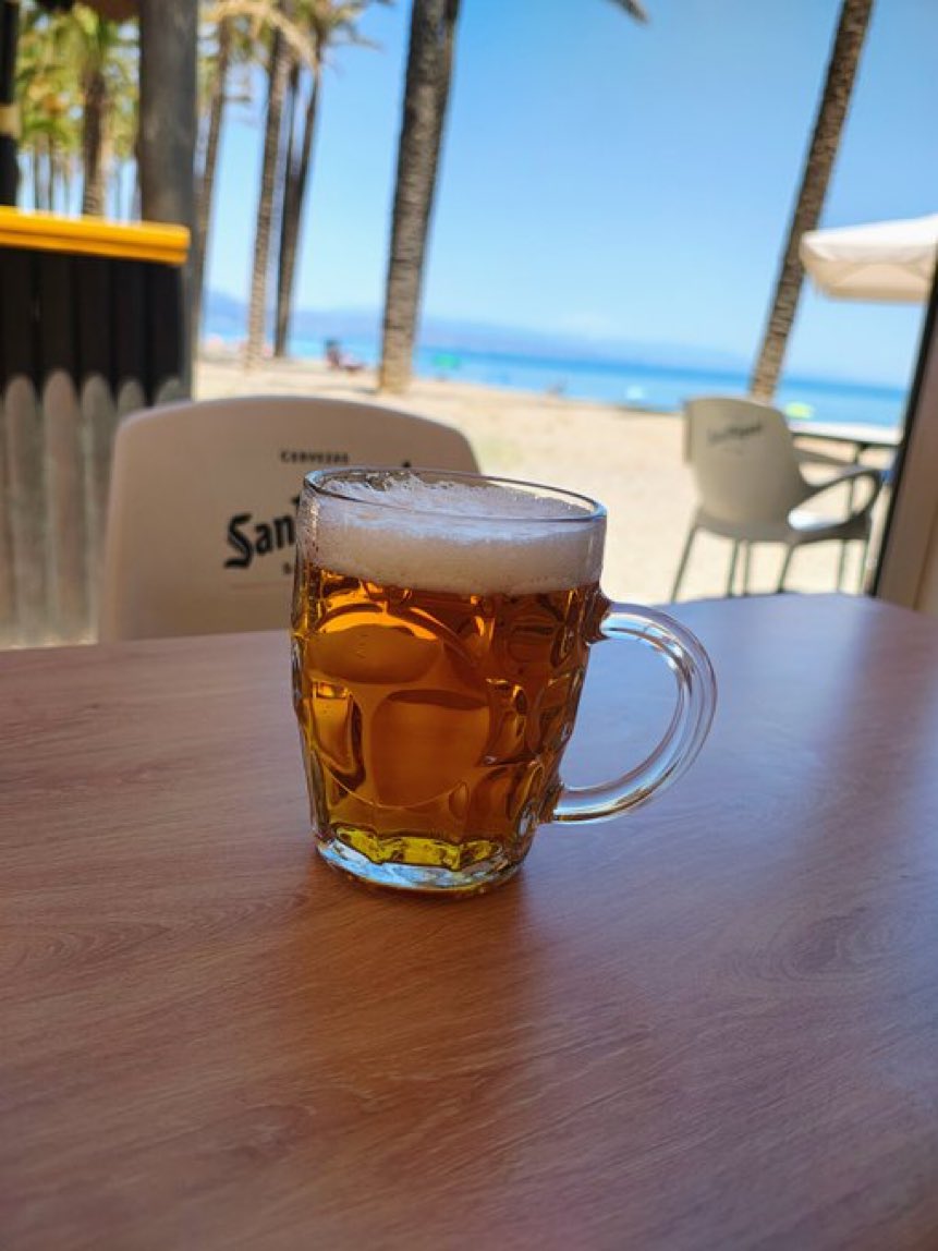 Torremolinos Costa del Sol 👌

Thanks <a href="/steviebhoyc1888/">🍀ｓтｅⓋเ𝔼\𝐨/🍀</a> for the photo, 

Beer by the sea, palm trees, and not a cloud in the sky ⭐️⭐️⭐️⭐️⭐️