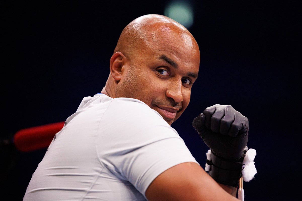 “Choose a job you love and you will never have to work a day in your life.” #Cutman 

📸 Dean Cohen