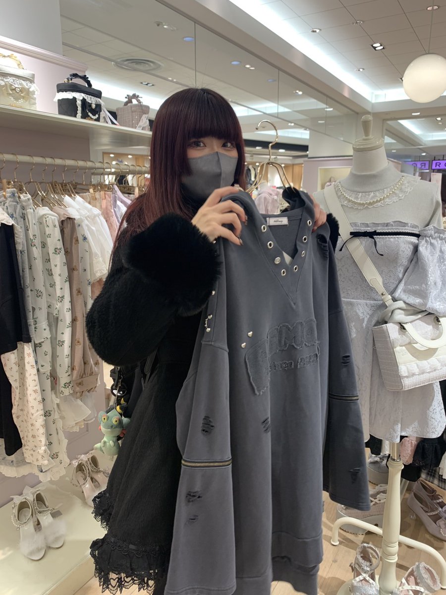 haru_sray's tweet photo. 普段は地雷とかサブカル地雷系多め～
普段のメイクは四枚目！ https://t.co/smhDaX0Q6a