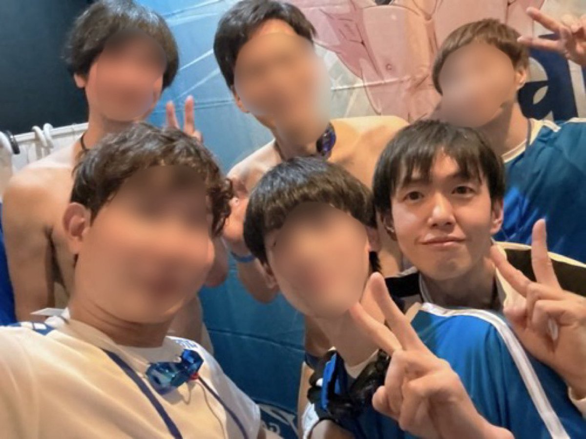 splashでのふりかえり⑤
これで写真撮ってもらったの最後かな
ハシビーさんカメラで📸

<a href="/HappymoonW/">ハシビー🦤</a> 
<a href="/aiku_koto728/">アイク</a>
社長の個人垢新しいのわからずなので
<a href="/JUMP_GAKUEN/">JUMP GAKUEN ® JUMP学園</a> 
他(名前交換してない)