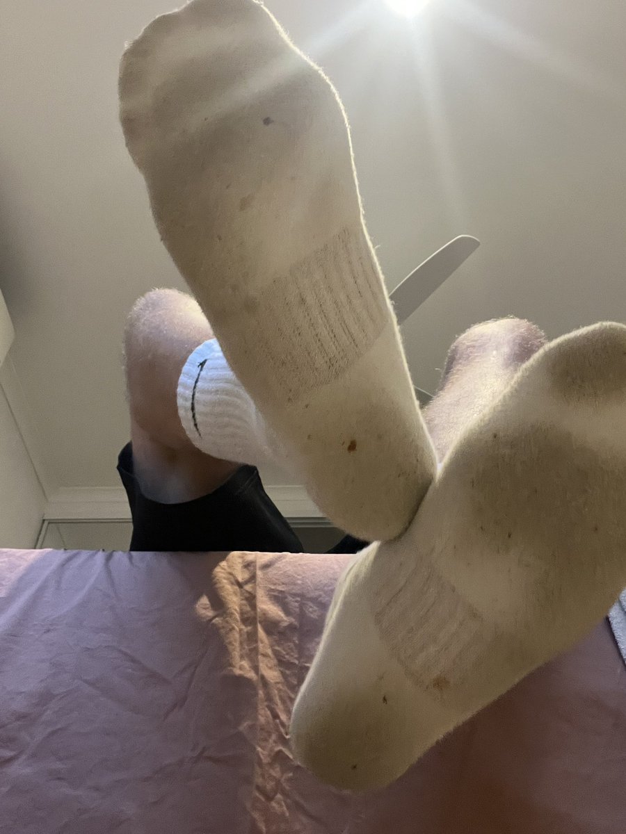 AlphaderAlphas's tweet image. Fotzen sollten drunter liegen 🤩😈