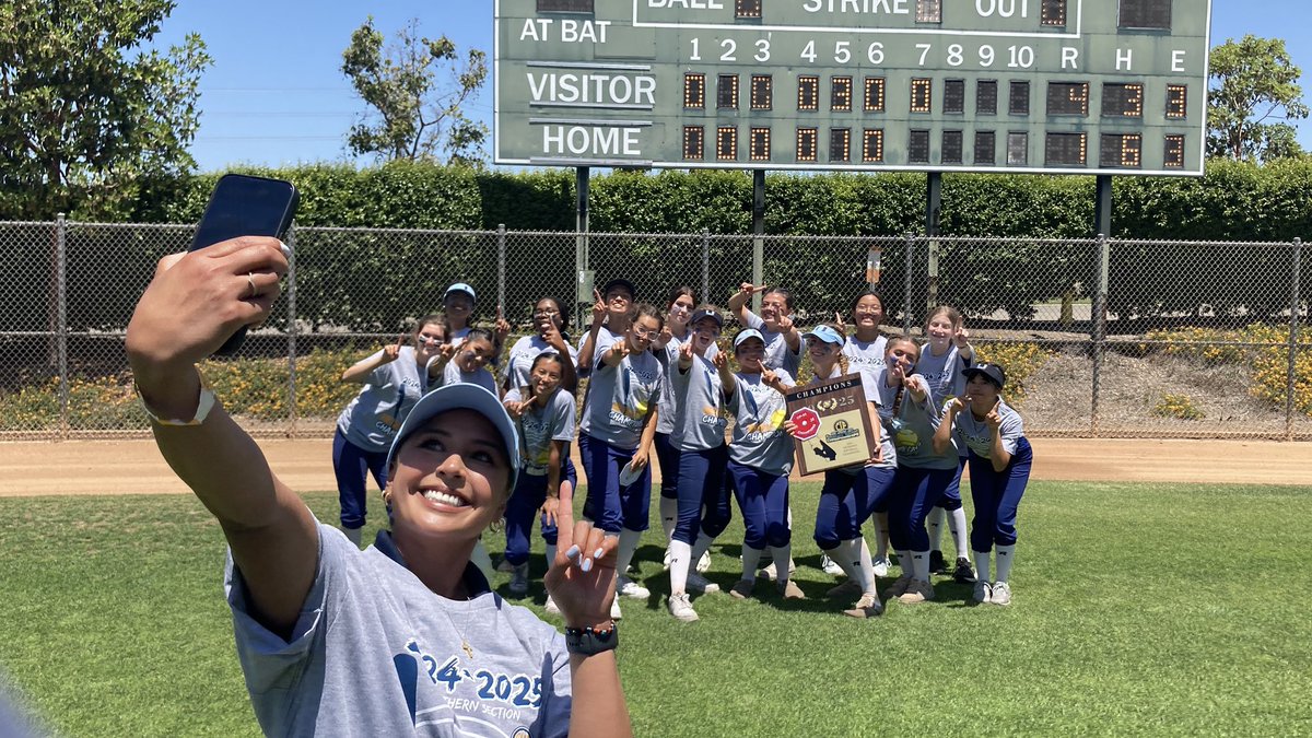 Great Friday for OC softball!

D2 Los Al wins thriller v JSerra in 10 inn.
D3 Marina dominates behind ace Mia Valbuena
D6 University completes turnaround for first title