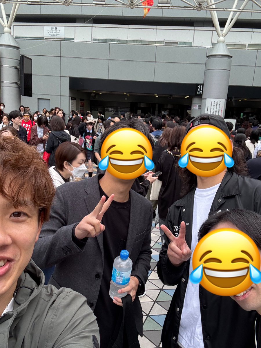 shu_Marketer's tweet photo. GLAY FINAL！！！！！ https://t.co/qoXlnk9zqn