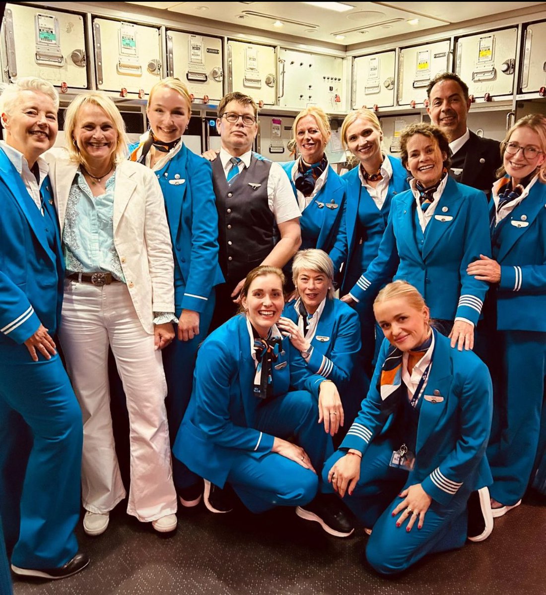 Marjan Rintel (@marjanrintel) on Twitter photo Vandaag is het World Flight Attendant Day. Dé dag om extra stil te staan bij onze collega’s in de cabine: het (blauwe) hart van KLM in de lucht. 
 
Elke dag staan zij met toewijding, warmte en zorg klaar voor onze passagiers. Ze zijn het gezicht van KLM. 
Dank jullie wel! 💙✈️ Vandaag is het World Flight Attendant Day. Dé dag om extra stil te staan bij onze collega’s in de cabine: het (blauwe) hart van KLM in de lucht. 
 
Elke dag staan zij met toewijding, warmte en zorg klaar voor onze passagiers. Ze zijn het gezicht van KLM. 
Dank jullie wel! 💙✈️
