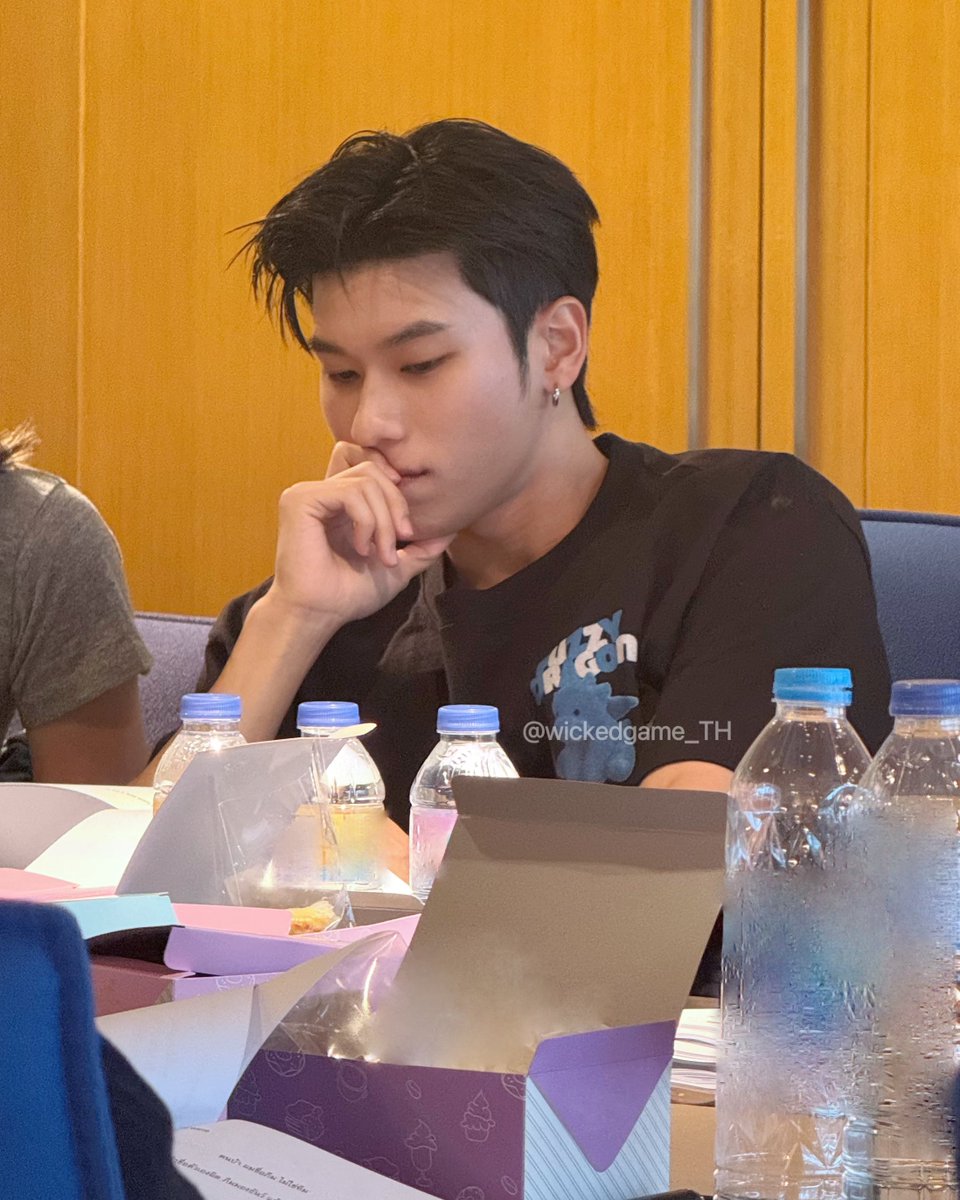 wickedgame_TH's tweet photo. อาการมันเป็นยังไงคะ *ยื่นไมค์ถาม* 🤨🤨🤨

#ต้าห์อู๋ออฟโรด #DaouOffroad
#TheWickedGameSeries https://t.co/Fz5ywFv0nX
