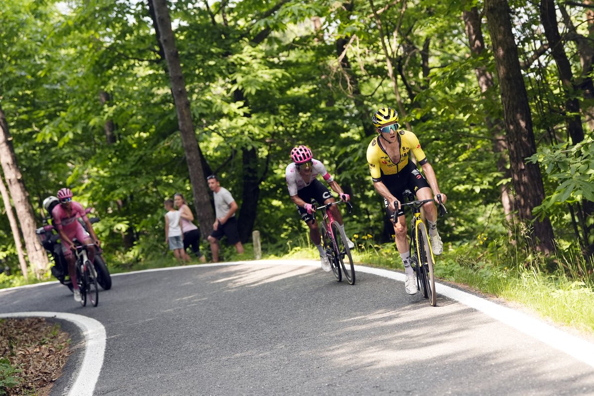 giroditalia's tweet photo. 𝐒𝐈𝐌𝐎𝐍                              𝐘𝐀𝐓𝐄𝐒                                𝐑𝐄𝐃𝐄𝐌𝐏𝐓𝐈𝐎𝐍

#GirodItalia https://t.co/eZ6pBAFb9K
