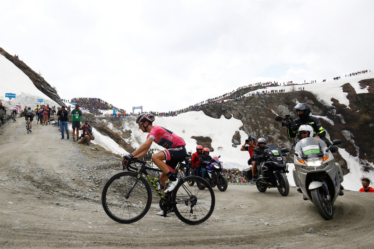 giroditalia's tweet photo. 𝐒𝐈𝐌𝐎𝐍                              𝐘𝐀𝐓𝐄𝐒                                𝐑𝐄𝐃𝐄𝐌𝐏𝐓𝐈𝐎𝐍

#GirodItalia https://t.co/eZ6pBAFb9K