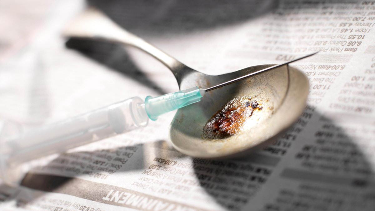 ceresindeeptime's tweet photo. Nothing better than spending time with #Marina ... Except maybe #Heroin 😁 #Yep #ImAddicted 💉 https://t.co/fNouFET18G