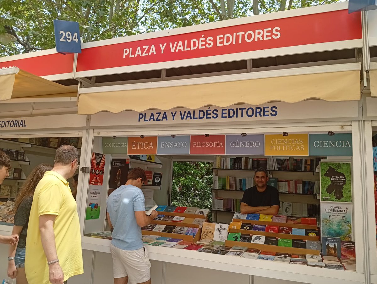 ¡Un año más estamos en la Feria del Libro de Madrid!

Acércate a charlar y descubrir nuestras novedades y esa parte del fondo editorial que todavía no conoces pero que te va a gustar, y lo sabes 😉

¡Nos vemos en la caseta 294!

#FeriaDelLibroMadrid