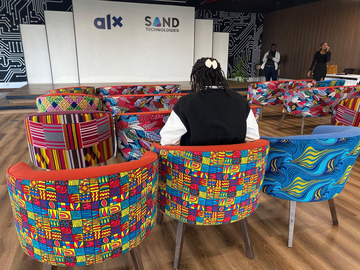 BNBpodc's tweet image. The stage is ready 🎉🥳
#MentalHealth