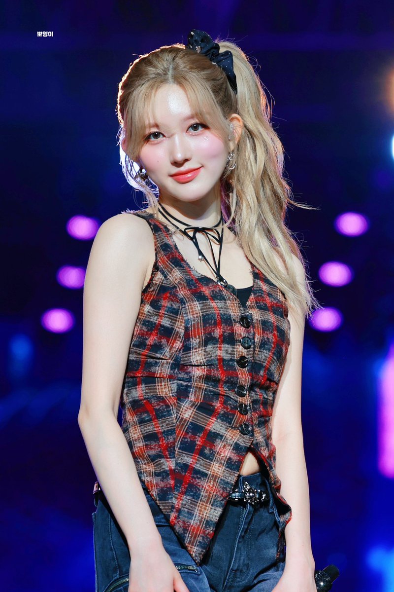 theone_0924's tweet photo. 250531 KTPOP🧚🏻‍♀️

#IVE #아이브 
#GAEUL #가을 #ガウル #アイヴ https://t.co/uqV7VGGCSf