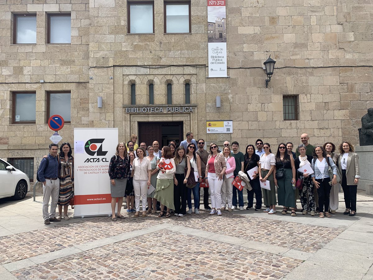 Ayer disfrutamos de una intensa jornada aprendiendo de #alimentos #ecologicos en #zamora . Conclusión, merece la pena apostar por estos productos por #calidad y #sostenibilidad hazte socio actacl.es